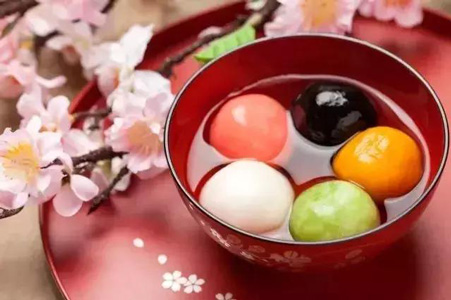 中銳空氣能祝福大家元宵節(jié)快樂！心想事成，開年大吉！