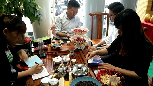 五一勞動(dòng)節(jié)商城大搞家電促銷，空氣能熱泵大放光彩！